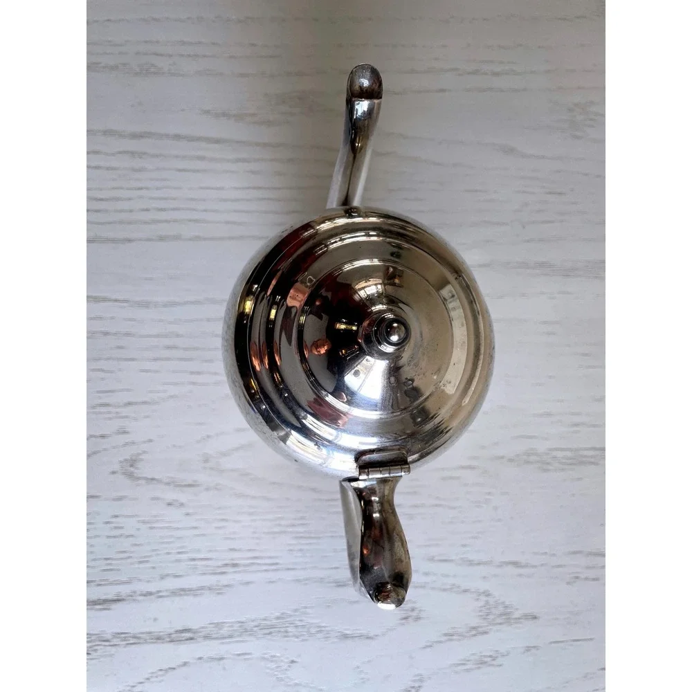 Vintage Silver Plated Over Copper Tea Pot with‎ Lid Elegant Serving Vessel